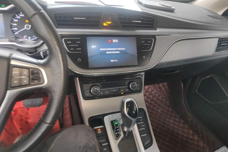Used Geely Auto Emgrand GL 2018 1.4T DCT Elite Smart Connectivity Version Audio And AC Panel