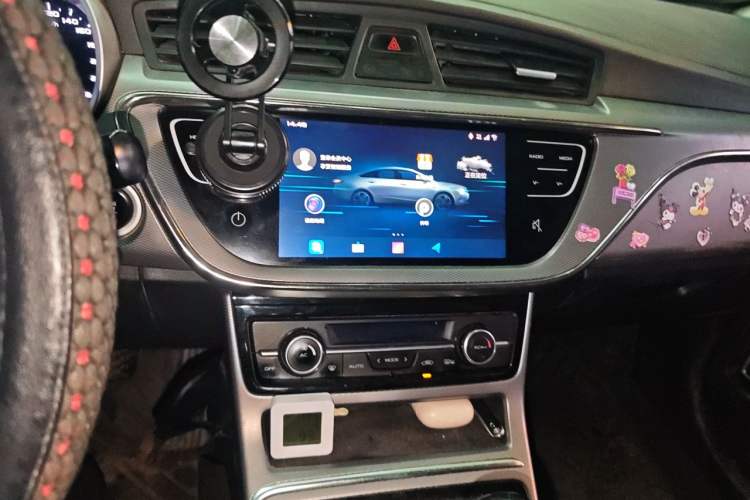 Used Geely Auto Emgrand GL 2018 1.8L Manual Elite Smart Connectivity Version Audio And AC Panel