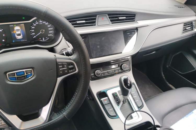 Used Geely Auto Emgrand GL 2018 1.4T DCT Elite Smart Connectivity Version Audio And AC Panel