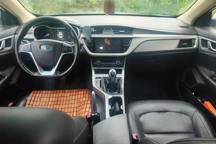 Used Geely Auto Emgrand GL 2018 1.8L Manual Elite Smart Connectivity Version Center Console