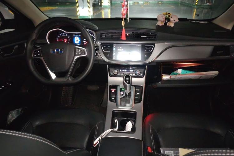 Used Geely Auto Emgrand GL 2018 1.8L DCT Elite Smart Connectivity Version Center Console