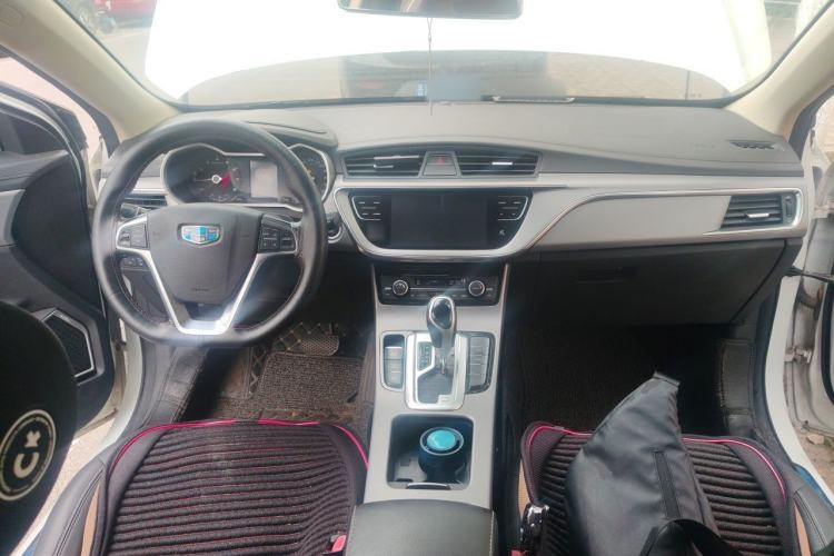 Used Geely Auto Emgrand GL 2018 1.8L DCT Elite Smart Connectivity Version Center Console