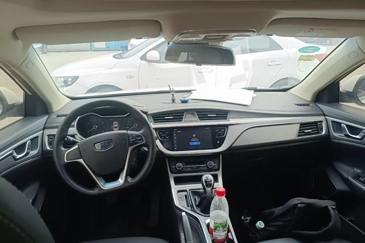 Used Geely Auto Emgrand GL 2018 1.4T Manual Elite Smart Connectivity Version Center Console