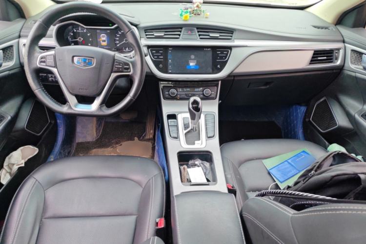 Used Geely Auto Emgrand GL 2018 1.8L DCT Elite Smart Connectivity Version Center Console