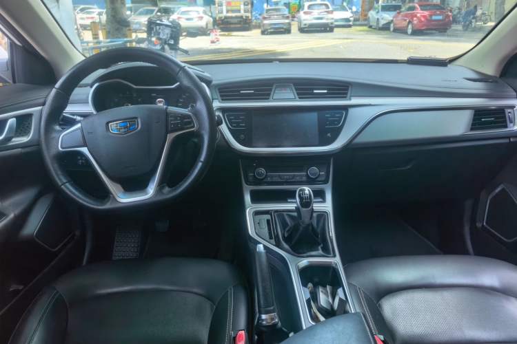 Used Geely Auto Emgrand GL 2018 1.4T Manual Elite Smart Connectivity Version Center Console