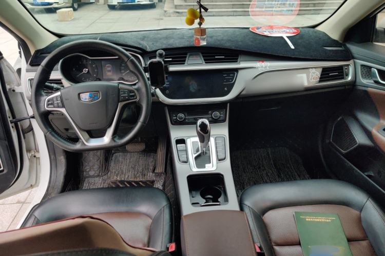 Used Geely Auto Emgrand GL 2018 1.4T DCT Prestige Smart Connectivity Version Center Console
