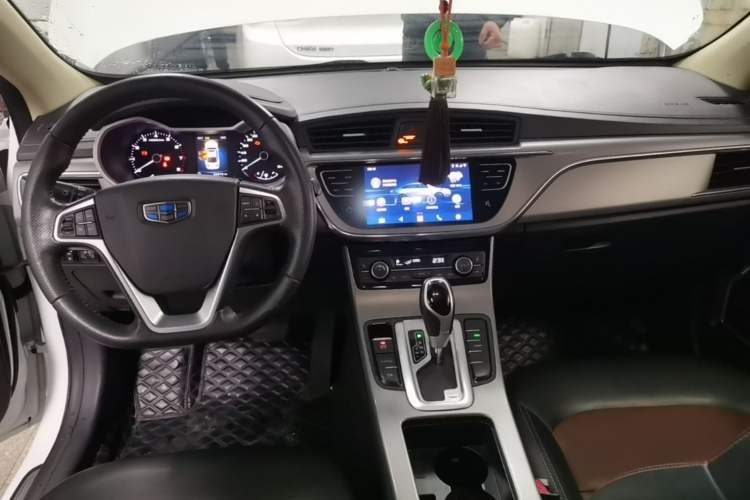 Used Geely Auto Emgrand GL 2018 1.4T DCT Prestige Smart Connectivity Version Center Console