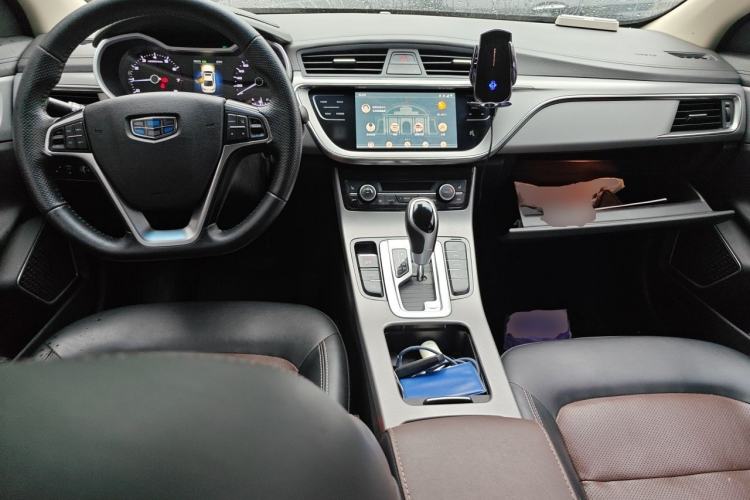 Used Geely Auto Emgrand GL 2018 1.4T DCT Prestige Smart Connectivity Version Center Console