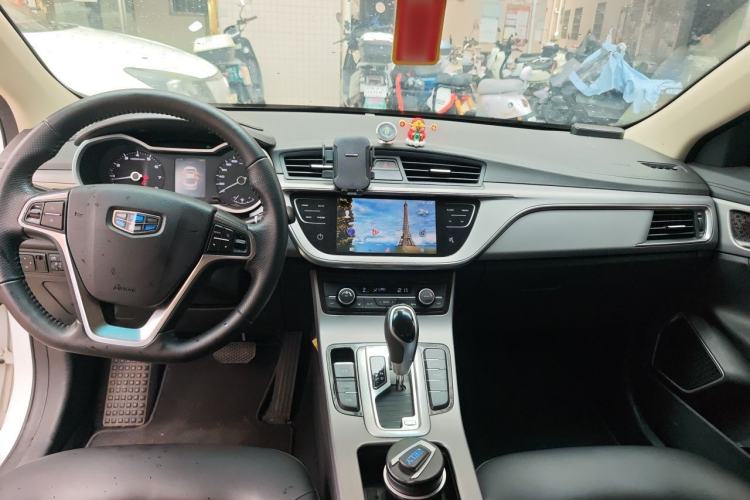 Used Geely Auto Emgrand GL 2018 1.4T DCT Elite Smart Connectivity Version Center Console