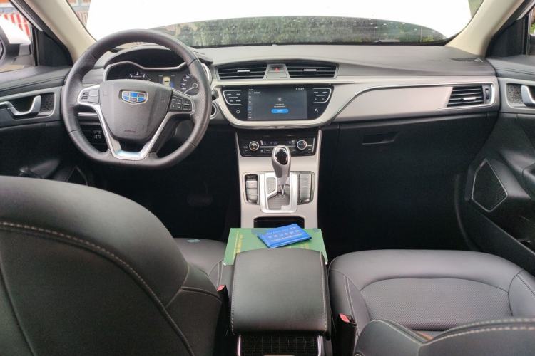 Used Geely Auto Emgrand GL 2018 1.8L DCT Elite Smart Connectivity Version Center Console