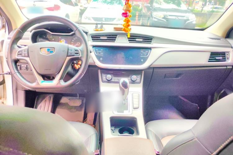 Used Geely Auto Emgrand GL 2018 1.4T DCT Prestige Smart Connectivity Version Center Console