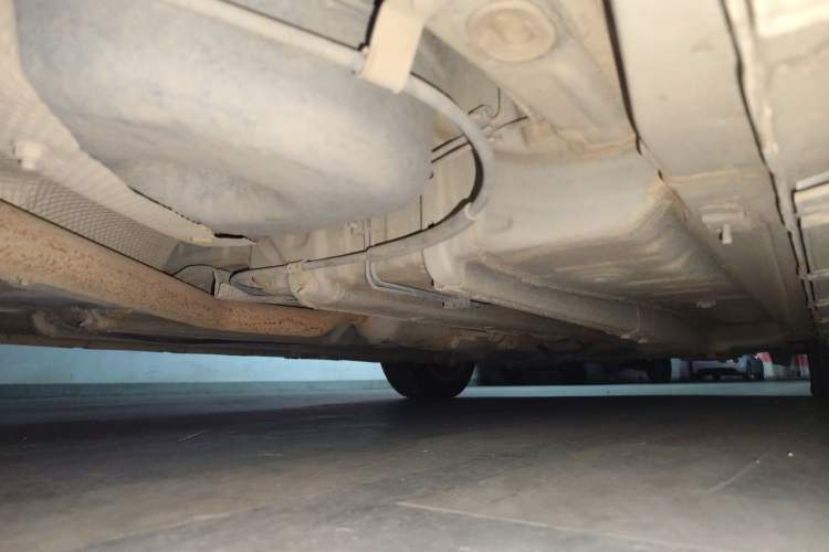 Used Geely Auto Emgrand GL 2018 1.4T Manual Elite Smart Connectivity Version Chassis Rear Right