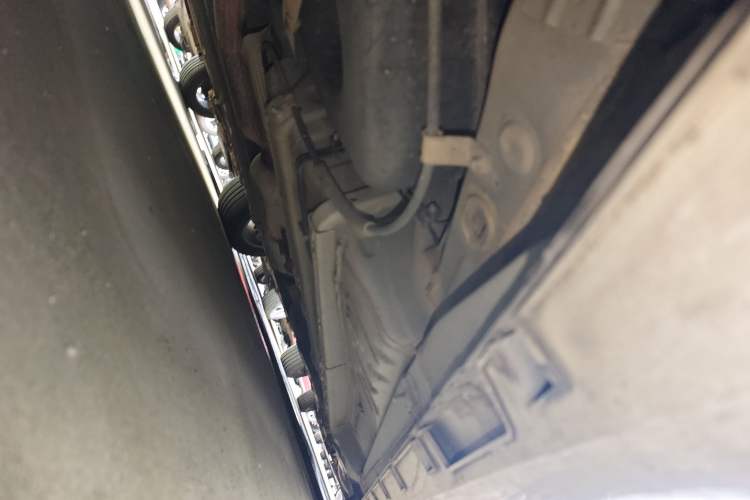 Used Geely Auto Emgrand GL 2018 1.4T Manual Elite Smart Connectivity Version Chassis Rear Right