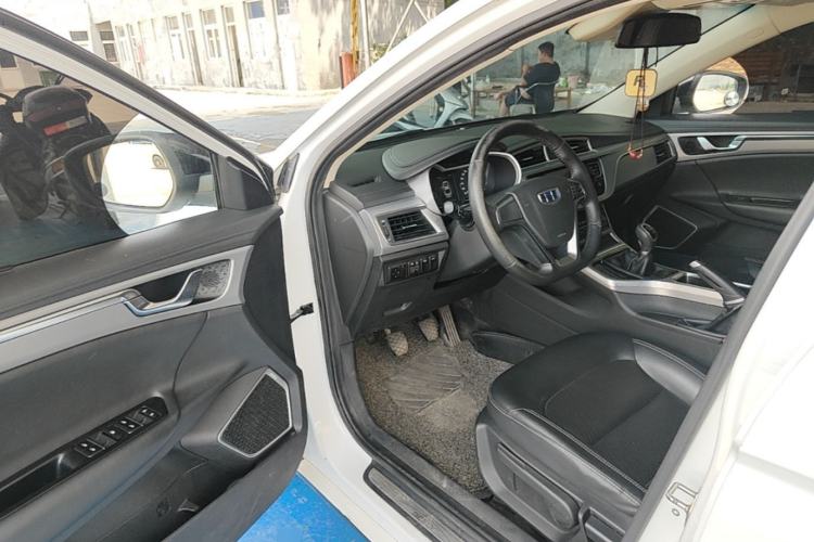 Used Geely Auto Emgrand GL 2018 1.8L Manual Elite Smart Connectivity Version Driver Seat