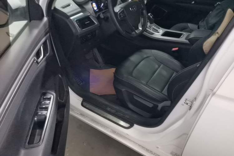 Used Geely Auto Emgrand GL 2018 1.4T DCT Elite Smart Connectivity Version Driver Seat