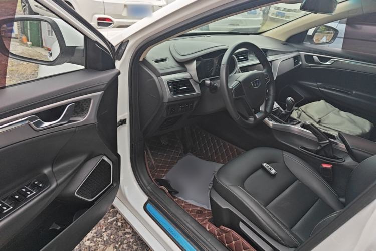 Used Geely Auto Emgrand GL 2018 1.4T Manual Elite Smart Connectivity Version Driver Seat