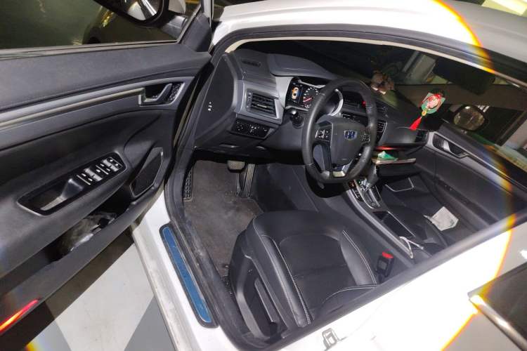 Used Geely Auto Emgrand GL 2018 1.8L DCT Elite Smart Connectivity Version Driver Seat