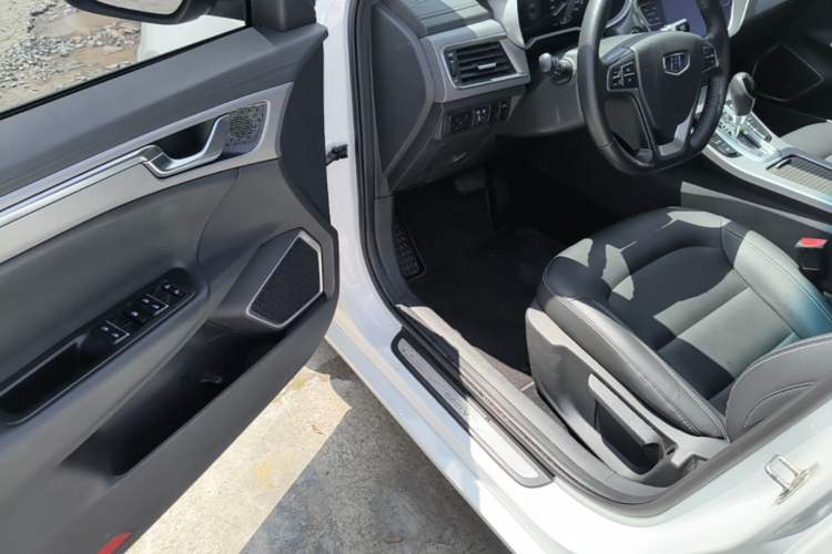 Used Geely Auto Emgrand GL 2018 1.8L DCT Elite Smart Connectivity Version Driver Seat