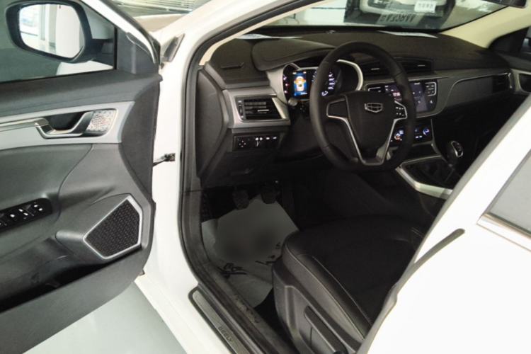 Used Geely Auto Emgrand GL 2018 1.8L Manual Elite Smart Connectivity Version Driver Seat