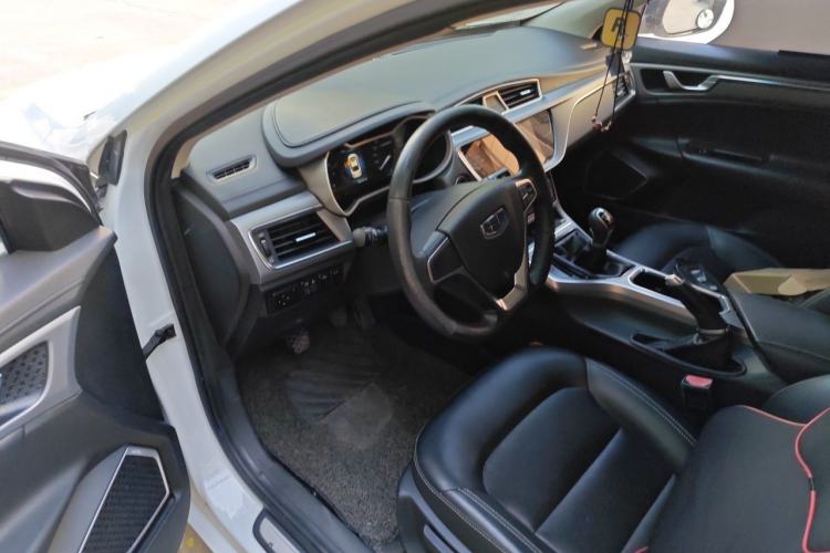 Used Geely Auto Emgrand GL 2018 1.8L Manual Elite Smart Connectivity Version Driver Seat