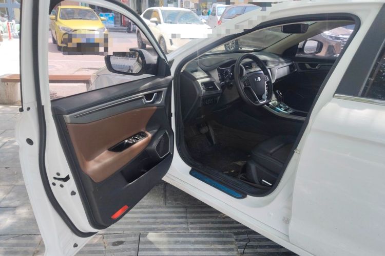Used Geely Auto Emgrand GL 2018 1.4T DCT Prestige Smart Connectivity Version Driver Seat