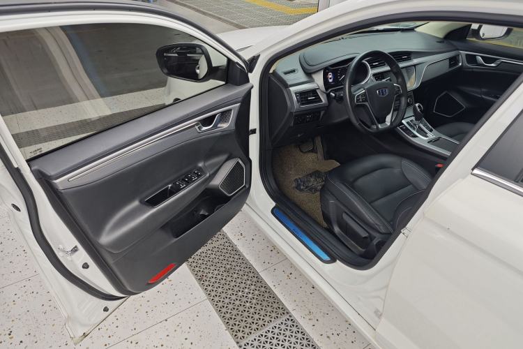 Used Geely Auto Emgrand GL 2018 1.8L DCT Elite Smart Connectivity Version Driver Seat