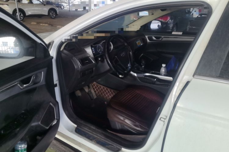 Used Geely Auto Emgrand GL 2018 1.8L Manual Elite Smart Connectivity Version Driver Seat