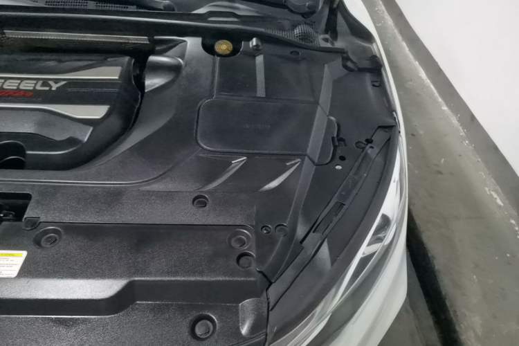 Used Geely Auto Emgrand GL 2018 1.4T DCT Elite Smart Connectivity Version Engine Bay Left
