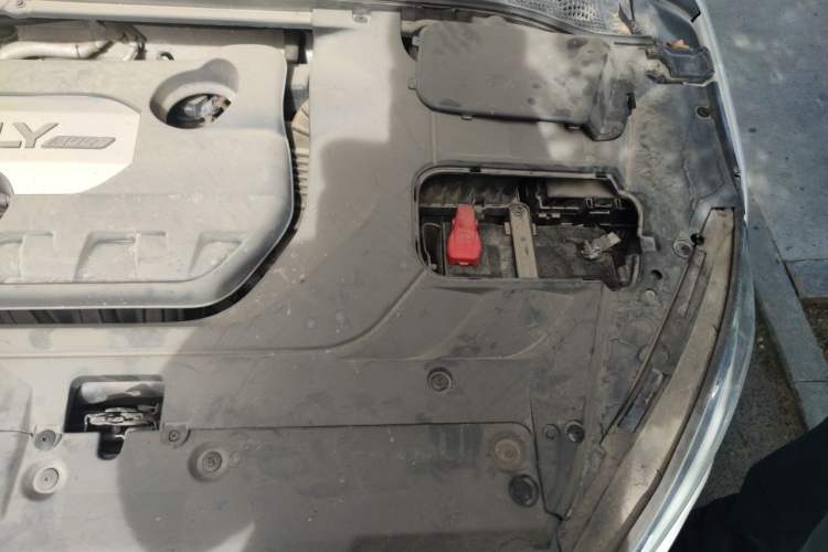 Used Geely Auto Emgrand GL 2018 1.8L Manual Elite Smart Connectivity Version Engine Bay Left