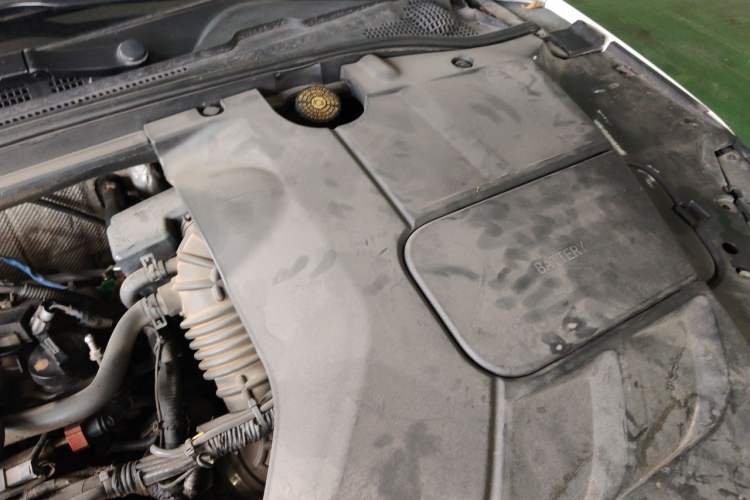 Used Geely Auto Emgrand GL 2018 1.8L DCT Elite Smart Connectivity Version Engine Bay Left