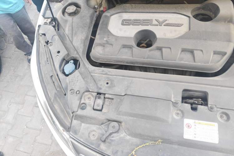 Used Geely Auto Emgrand GL 2018 1.8L Manual Elite Smart Connectivity Version Engine Bay Right