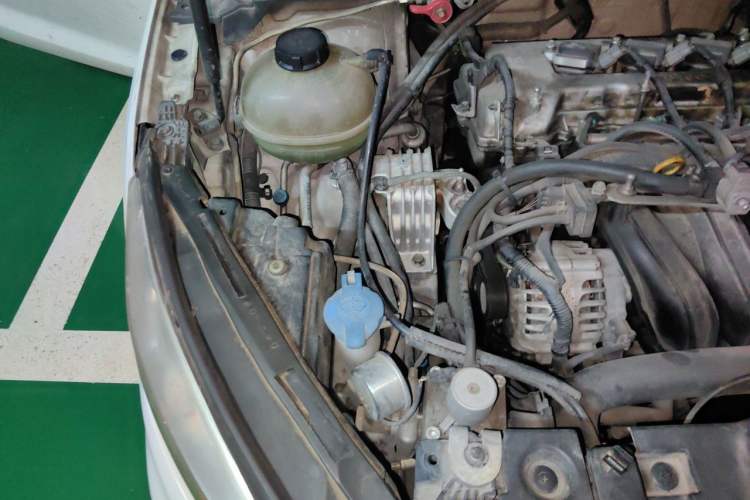 Used Geely Auto Emgrand GL 2018 1.8L DCT Elite Smart Connectivity Version Engine Bay Right
