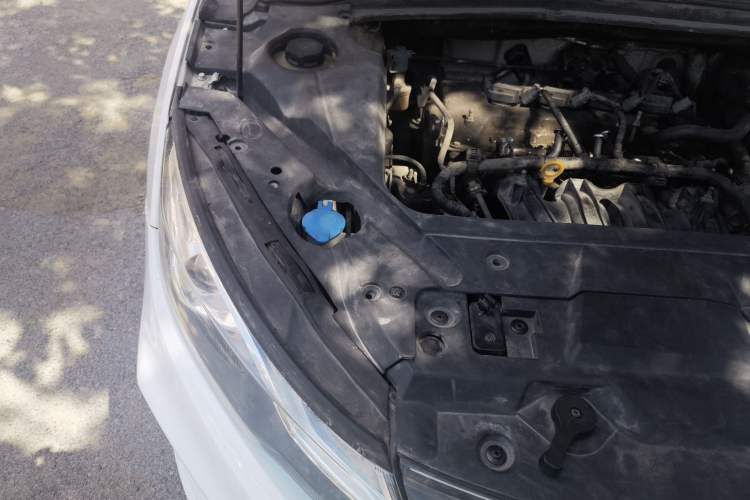 Used Geely Auto Emgrand GL 2018 1.8L Manual Elite Smart Connectivity Version Engine Bay Right