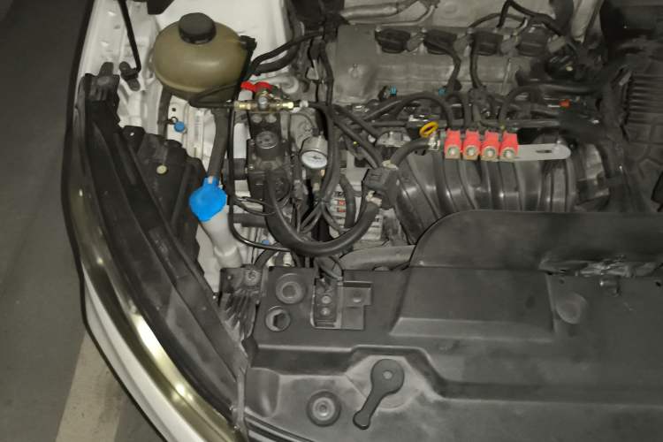 Used Geely Auto Emgrand GL 2018 1.8L DCT Elite Smart Connectivity Version Engine Bay Right