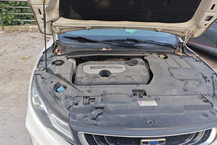 Used Geely Auto Emgrand GL 2018 1.8L DCT Elite Smart Connectivity Version Engine Bay Right