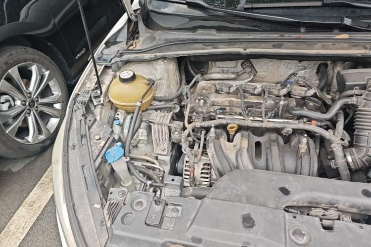 Used Geely Auto Emgrand GL 2018 1.8L DCT Elite Smart Connectivity Version Engine Bay Right