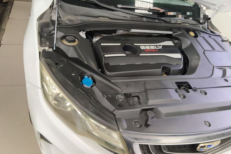 Used Geely Auto Emgrand GL 2018 1.4T Manual Elite Smart Connectivity Version Engine Bay Right