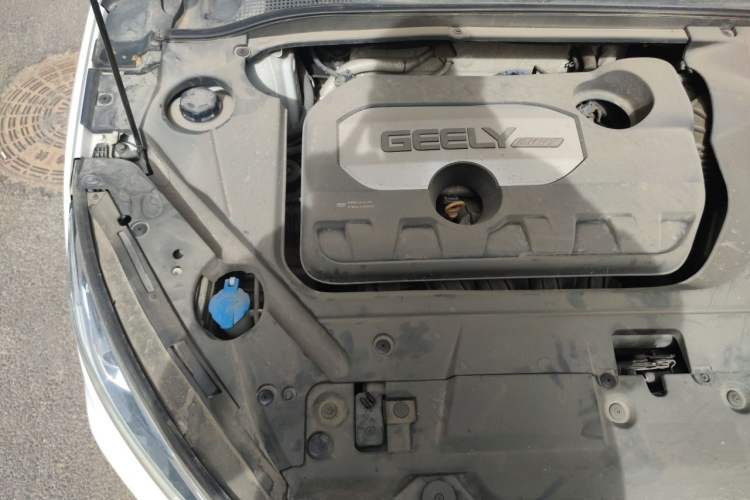 Used Geely Auto Emgrand GL 2018 1.8L Manual Elite Smart Connectivity Version Engine Bay Right