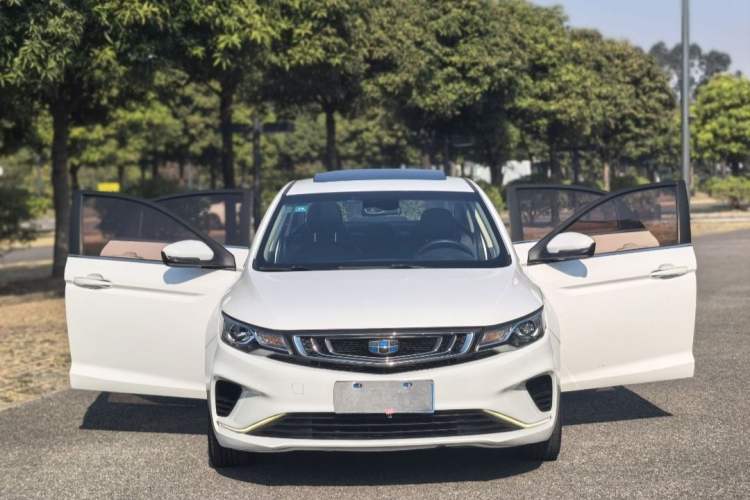 Used Geely Auto Emgrand GL 2018 1.4T DCT Elite Smart Connectivity Version Exterior 2