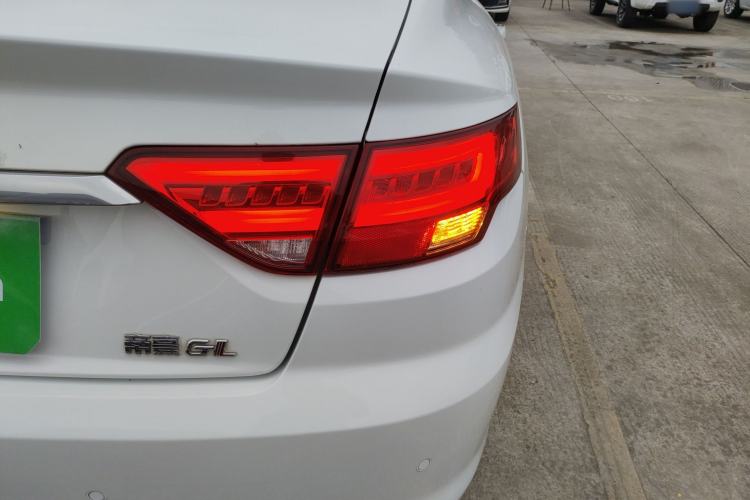 Used Geely Auto Emgrand GL 2018 1.4T DCT Prestige Smart Connectivity Version Exterior 3