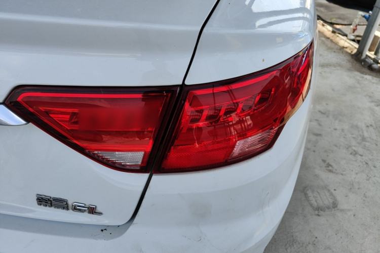 Used Geely Auto Emgrand GL 2018 1.8L DCT Elite Smart Connectivity Version Exterior 3