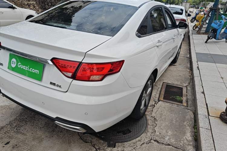 Used Geely Auto Emgrand GL 2018 1.4T Manual Elite Smart Connectivity Version Exterior 3