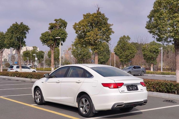 Used Geely Auto Emgrand GL 2018 1.4T DCT Elite Smart Connectivity Version Exterior 4