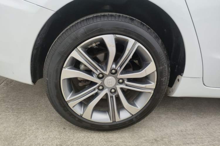 Used Geely Auto Emgrand GL 2018 1.4T DCT Prestige Smart Connectivity Version Exterior 5