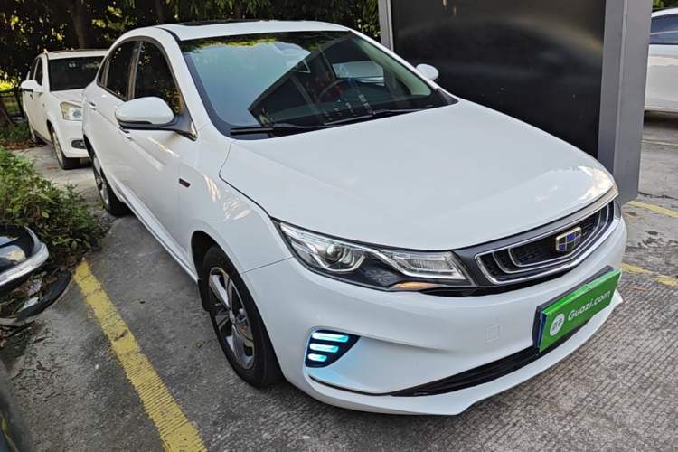 Used Geely Auto Emgrand GL 2018 1.4T DCT Elite Smart Connectivity Version Front Right 45 Deg