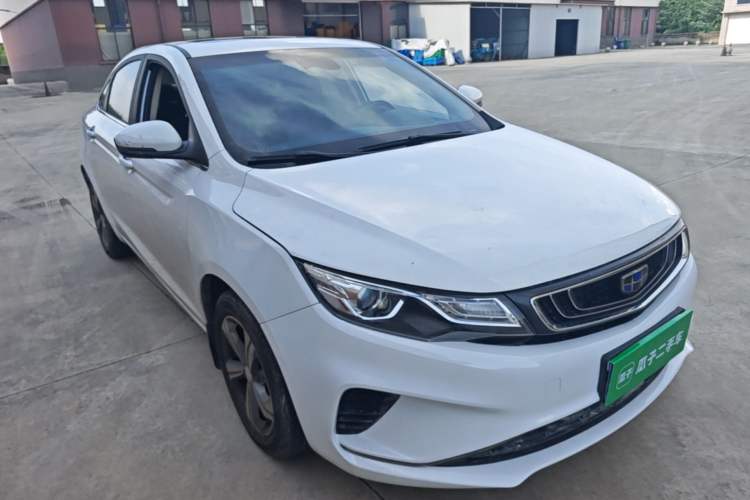 Used Geely Auto Emgrand GL 2018 1.8L Manual Elite Smart Connectivity Version Front Right 45 Deg