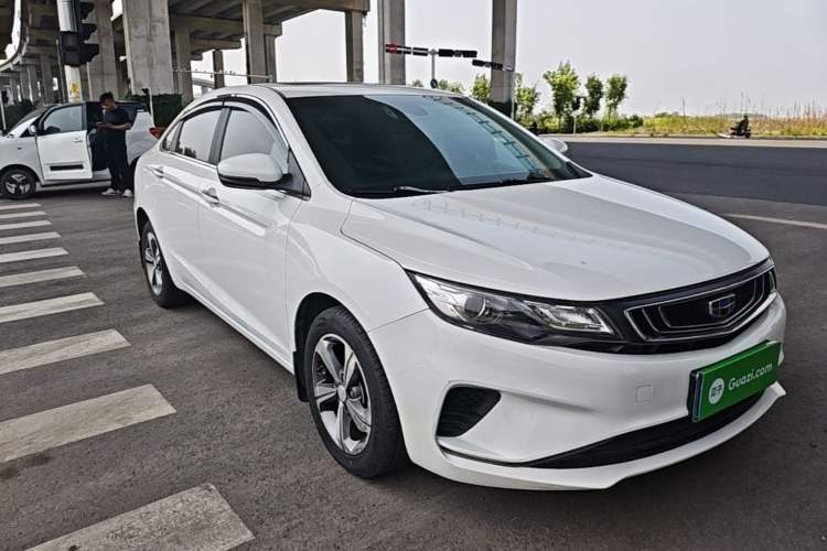 Used Geely Auto Emgrand GL 2018 1.8L Manual Elite Smart Connectivity Version Front Right 45 Deg
