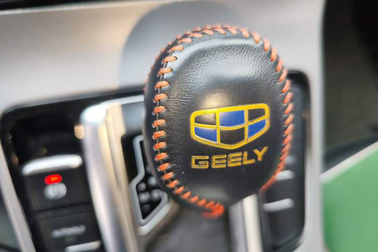 Used Geely Auto Emgrand GL 2018 1.4T DCT Elite Smart Connectivity Version Gear Lever