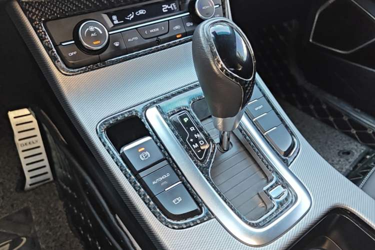 Used Geely Auto Emgrand GL 2018 1.4T DCT Elite Smart Connectivity Version Gear Lever