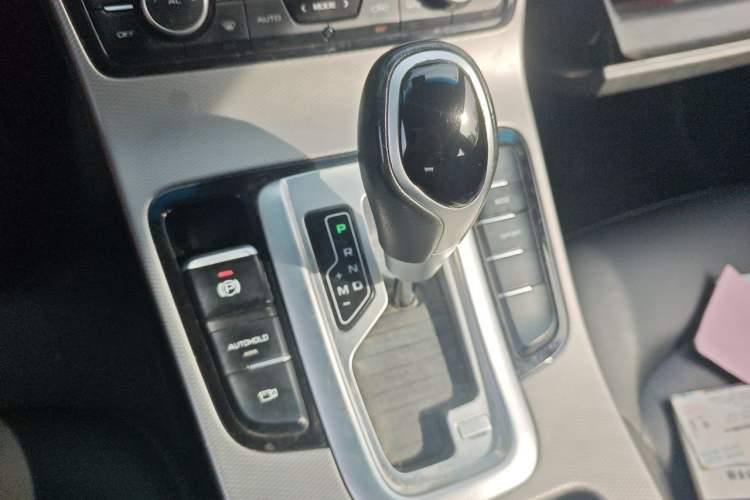 Used Geely Auto Emgrand GL 2018 1.8L DCT Elite Smart Connectivity Version Gear Lever
